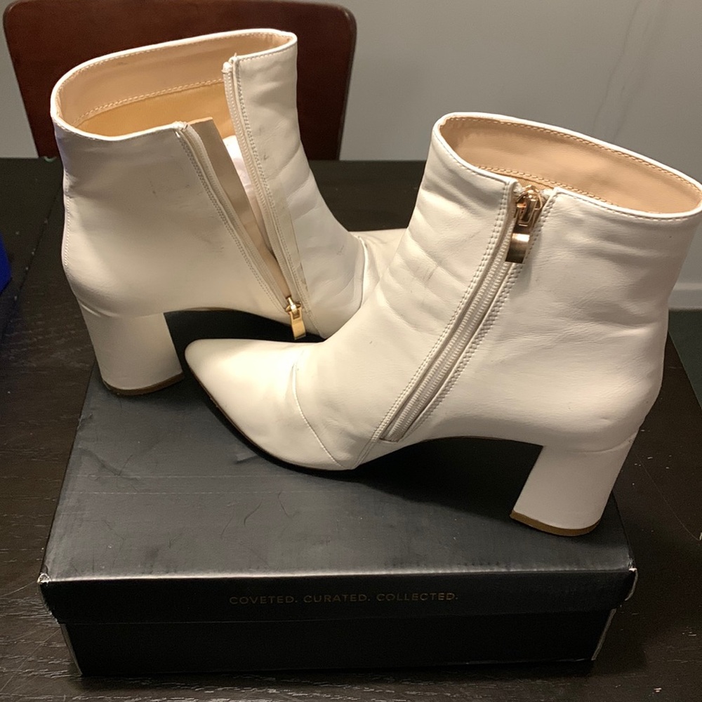 Sarai Off White Pointed-Toe Ankle Booties
